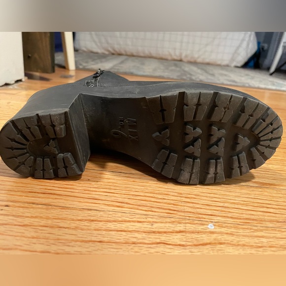 Mix No. 6 Black Ankle Bootie - Women’s Size 8.5 - Picture 5 of 5